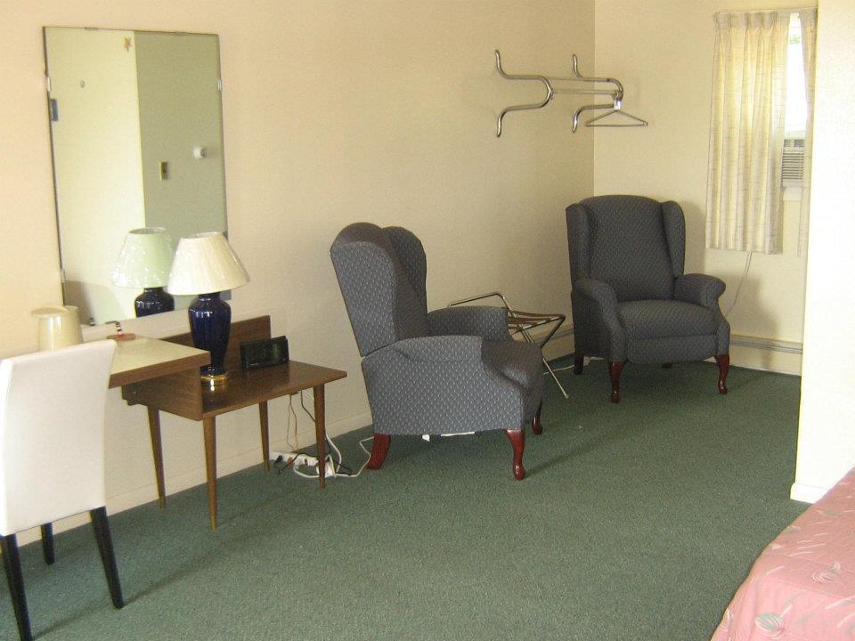 Chapel Hill Motel Brevort Ruang foto
