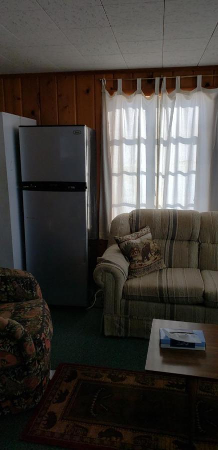 Chapel Hill Motel Brevort Bagian luar foto